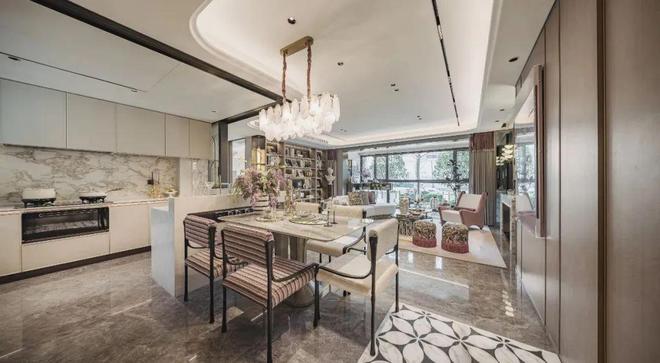 楼处发布：以品质铸就传奇！楼市焦点@象屿天宸雅颂售